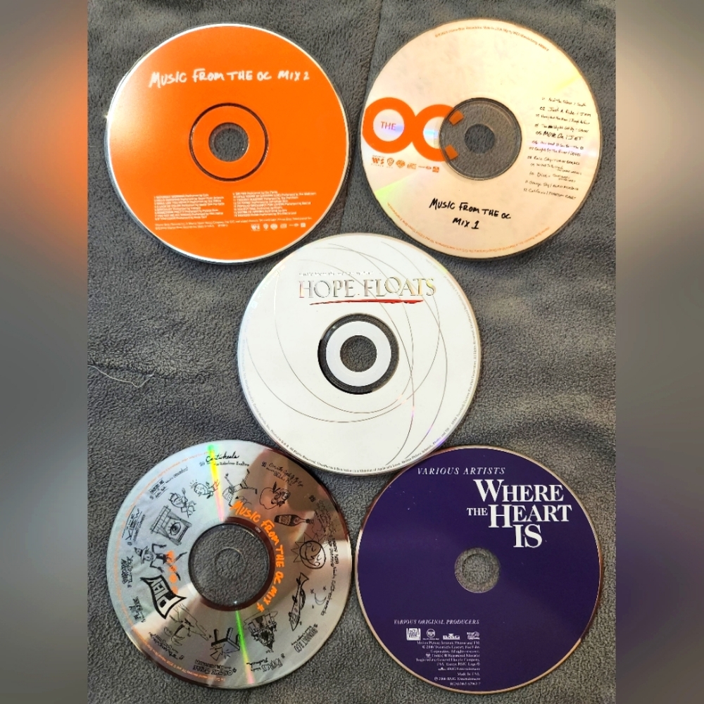 5 Compact Disc's